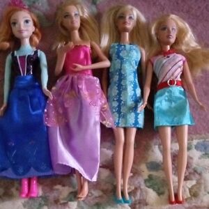 Set of 4 Fashion Dolls - 3 Barbies, 1 Frozen Pink, Purple, Blue & Teal Dresses